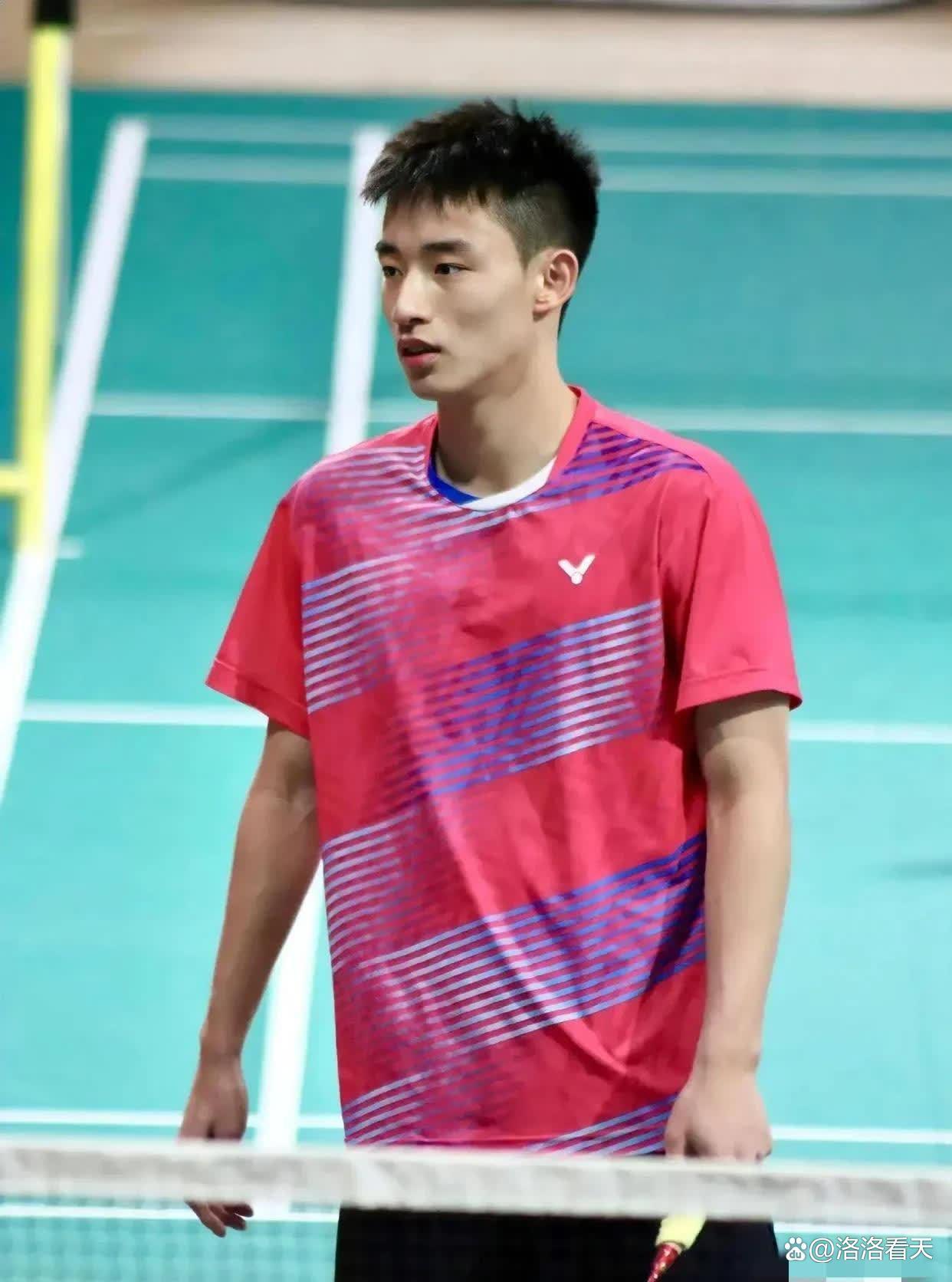 泰国羽毛球队逆转中国羽毛球队,马琳三分雨点燃全场 泰国羽毛球队逆转中国羽毛球队,马琳三分雨点燃全场