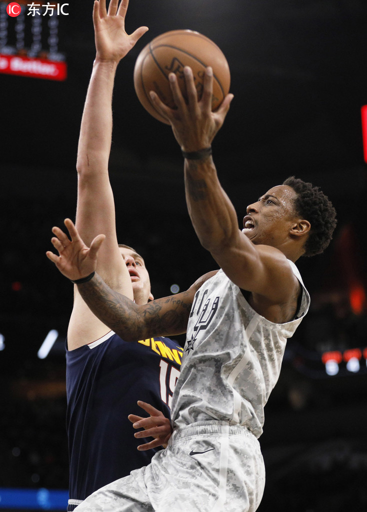 掘金完胜马刺，德罗赞状态火热的简单介绍