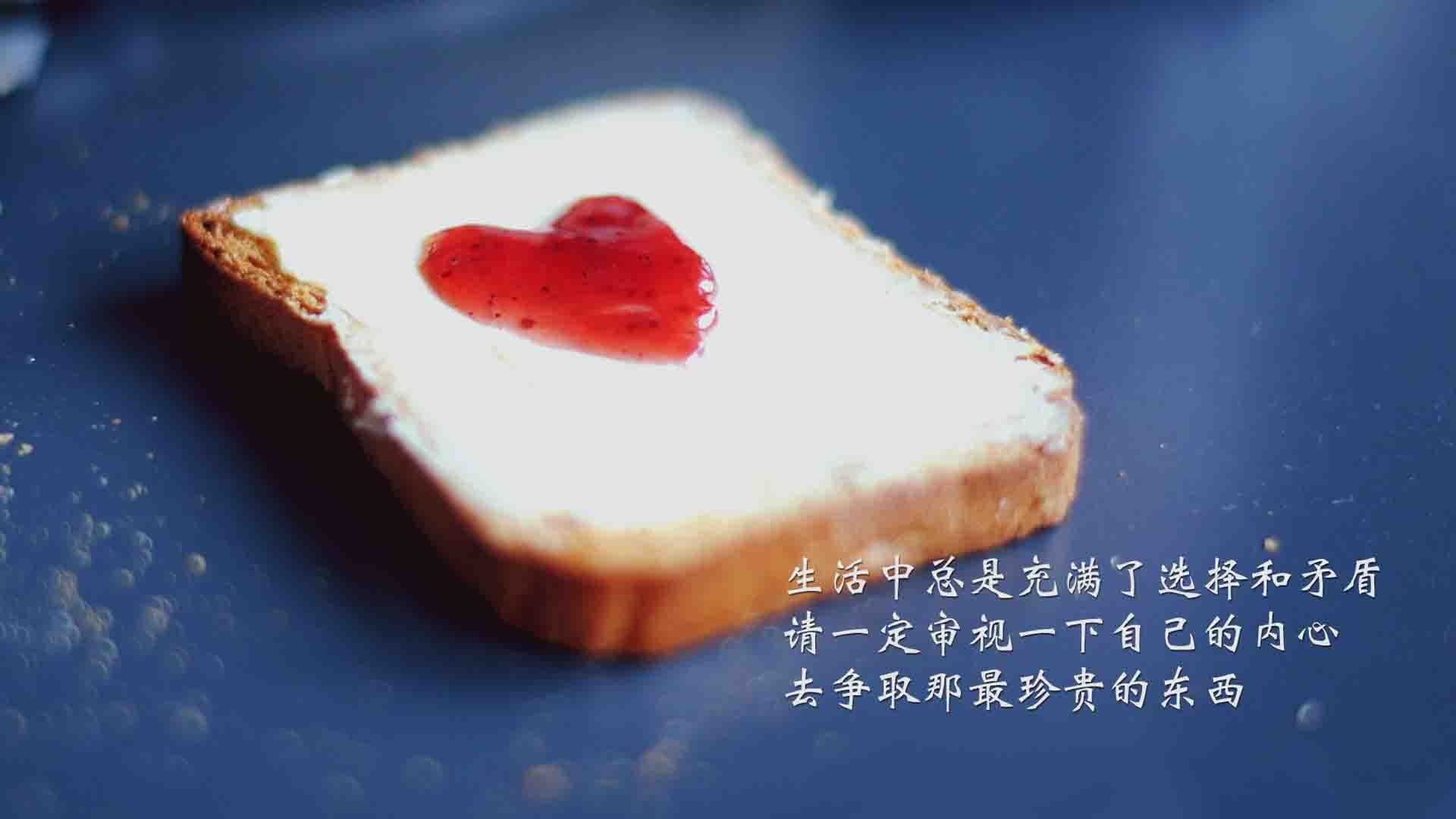 爱游戏tv-拜仁之刃绝杀高卢雄鸡！阿尔瓦雷斯的完美统治引爆欧洲德比