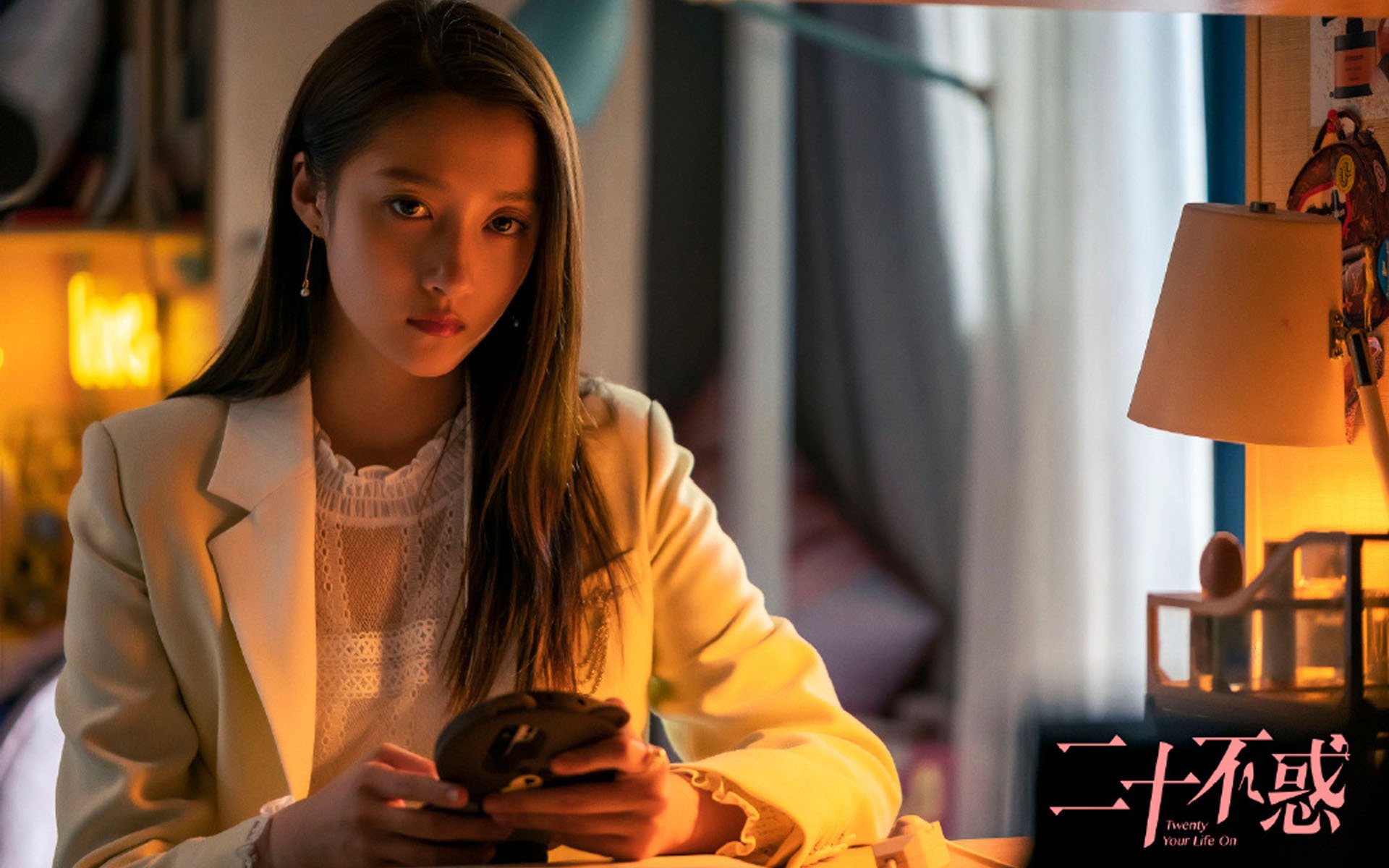 布克单场45分天神下凡，公牛险胜爵士展露冠军相