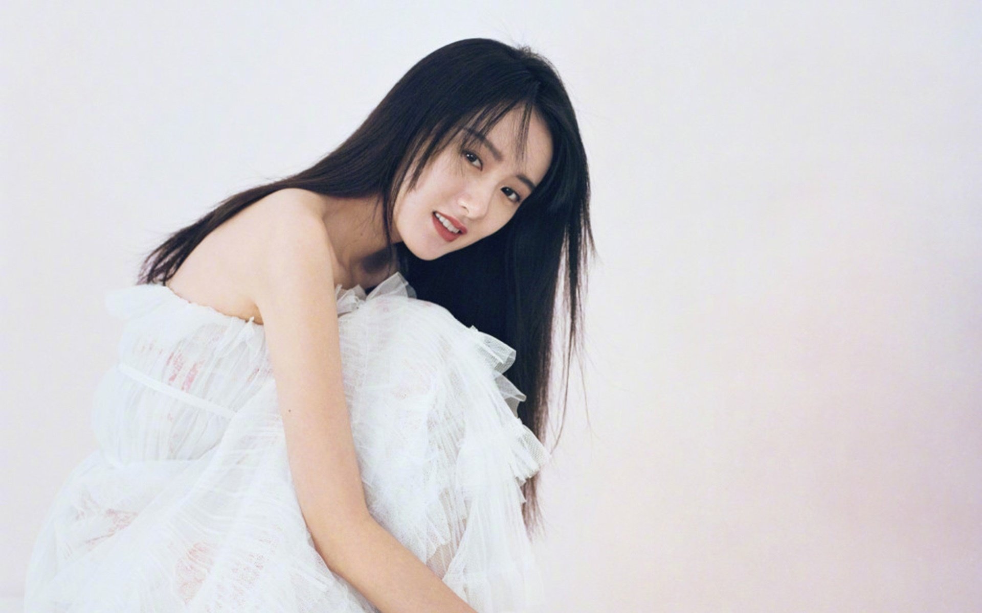 戈贝尔33+27+9盖帽打崩黄蜂？平行宇宙的雄鹿对决引爆篮球界